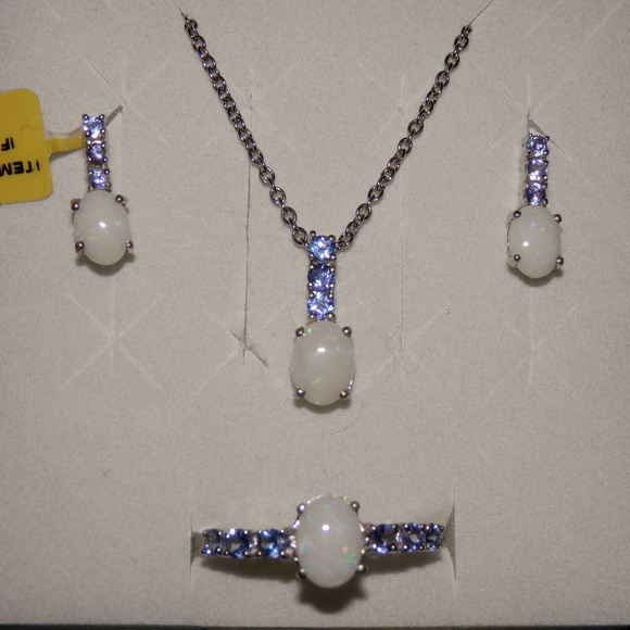 Jewelry - Austral White Opal & Tanzanite Set NWT